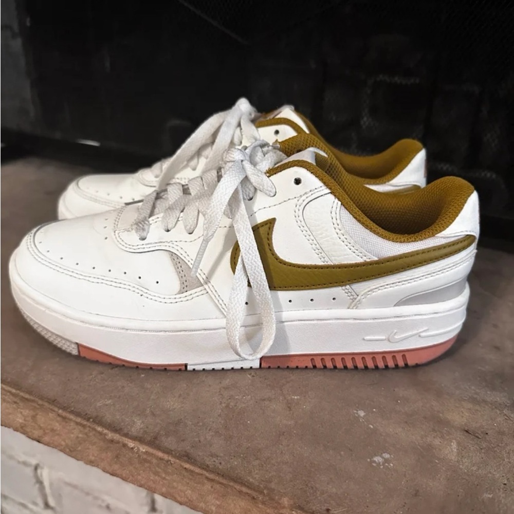 Nike White and Gold Mesh Sneakers Gemma